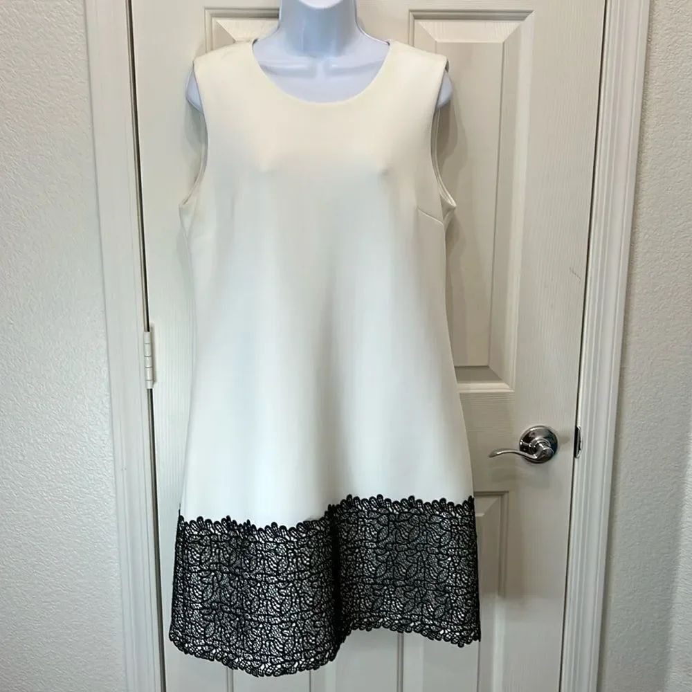 Calvin Klein White & Black Sleeveless Dress Scoop Neck Lace Accent Sz 12 Stretch - Picture 1 of 11